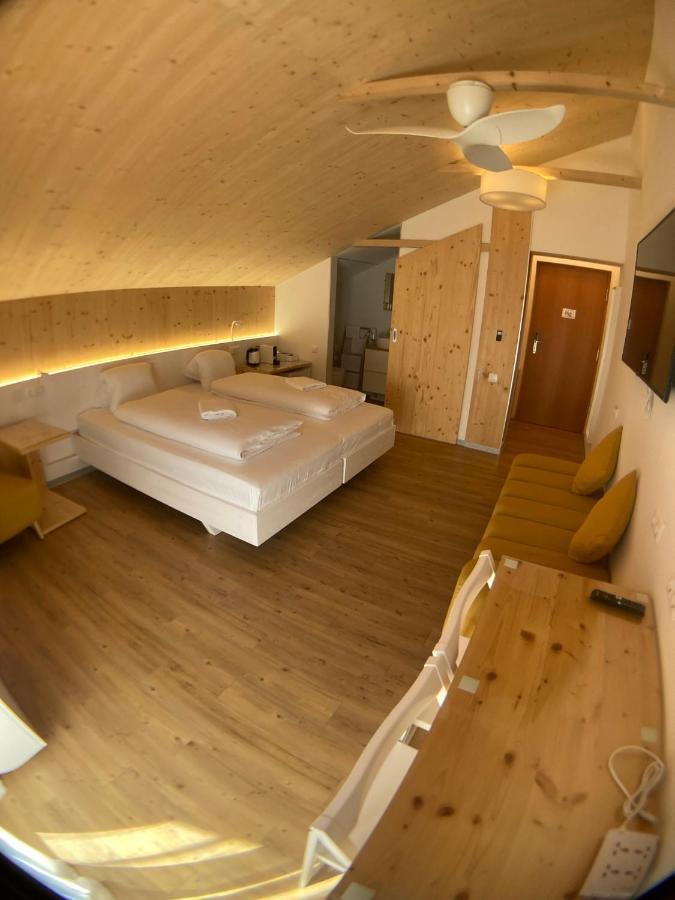 Seehotel Am Hallstaettersee Modern Rooms Обертраун Екстериор снимка